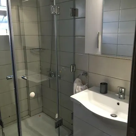 Kaya & Sophia فيلة نيكيتي