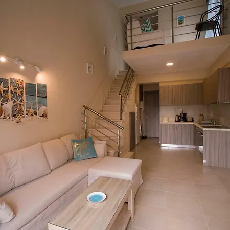 Kaya & Sophia نيكيتي