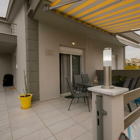 Kaya & Sophia فيلة *